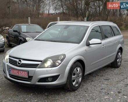 Серый Опель Астра, объемом двигателя 0 л и пробегом 240 тыс. км за 4850 $, фото 1 на Automoto.ua
