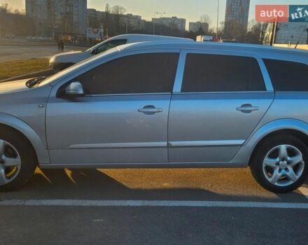 Серый Опель Астра, объемом двигателя 1.91 л и пробегом 288 тыс. км за 4600 $, фото 1 на Automoto.ua