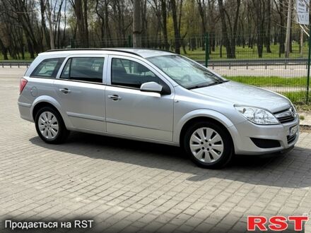 Серый Опель Астра, объемом двигателя 1.7 л и пробегом 268 тыс. км за 5500 $, фото 1 на Automoto.ua