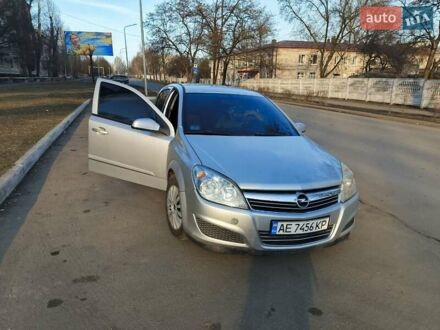 Опель Астра 2008 у Терновке на Automoto.ua Сірий Опель Астра, об'ємом двигуна 1.7 л та пробігом 380 тис. км за 4700 $, фото 1 на Automoto.ua