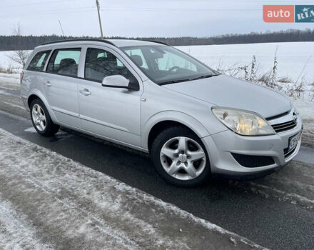 Сірий Опель Астра, об'ємом двигуна 1.69 л та пробігом 232 тис. км за 4799 $, фото 1 на Automoto.ua