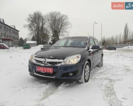 Серый Опель Астра, объемом двигателя 1.6 л и пробегом 171 тыс. км за 5500 $, фото 1 на Automoto.ua