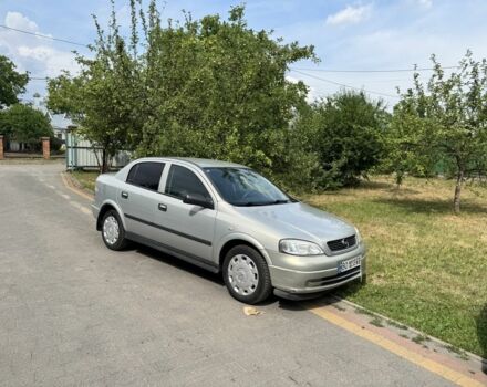 Серый Опель Астра, объемом двигателя 1.4 л и пробегом 153 тыс. км за 3300 $, фото 1 на Automoto.ua