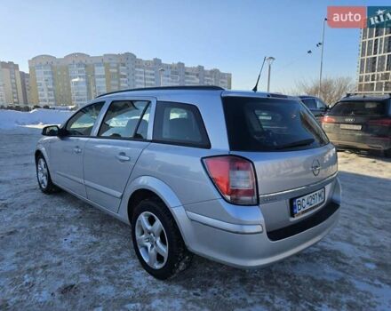 Серый Опель Астра, объемом двигателя 1.6 л и пробегом 209 тыс. км за 5200 $, фото 1 на Automoto.ua
