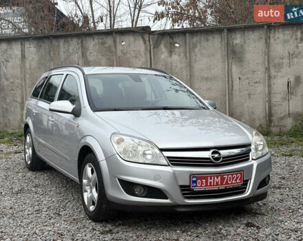 Сірий Опель Астра, об'ємом двигуна 1.6 л та пробігом 215 тис. км за 5800 $, фото 1 на Automoto.ua