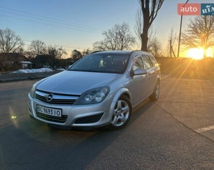 Сірий Опель Астра, об'ємом двигуна 1.69 л та пробігом 280 тис. км за 4599 $, фото 1 на Automoto.ua