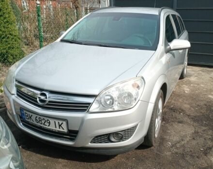 Серый Опель Астра, объемом двигателя 1.6 л и пробегом 203 тыс. км за 5337 $, фото 1 на Automoto.ua