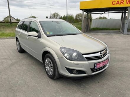 Опель Астра 2009 у Луцьку на Automoto.ua Сірий Опель Астра, об'ємом двигуна 1.6 л та пробігом 208 тис. км за 5900 $, фото 1 на Automoto.ua