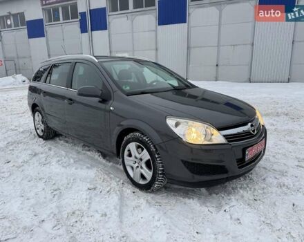 Серый Опель Астра, объемом двигателя 1.4 л и пробегом 207 тыс. км за 4990 $, фото 1 на Automoto.ua