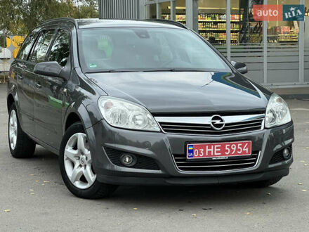 Опель Астра 2009 в Лубнах на Automoto.ua Серый Опель Астра, объемом двигателя 0 л и пробегом 230 тыс. км за 5700 $, фото 1 на Automoto.ua