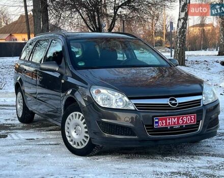 Серый Опель Астра, объемом двигателя 0 л и пробегом 208 тыс. км за 5599 $, фото 1 на Automoto.ua