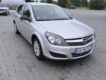 Сірий Опель Астра, об'ємом двигуна 1.4 л та пробігом 178 тис. км за 5500 $, фото 1 на Automoto.ua