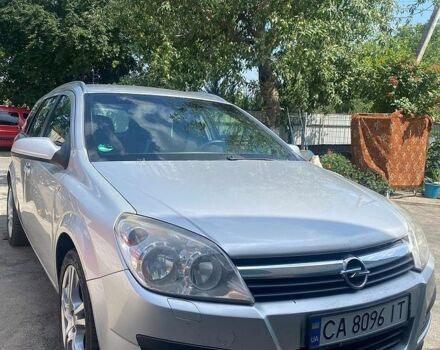 Сірий Опель Астра, об'ємом двигуна 1.91 л та пробігом 295 тис. км за 4000 $, фото 1 на Automoto.ua