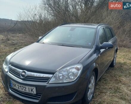 Серый Опель Астра, объемом двигателя 1.3 л и пробегом 256 тыс. км за 5000 $, фото 1 на Automoto.ua