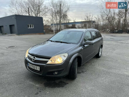 Серый Опель Астра, объемом двигателя 1.69 л и пробегом 300 тыс. км за 5500 $, фото 1 на Automoto.ua