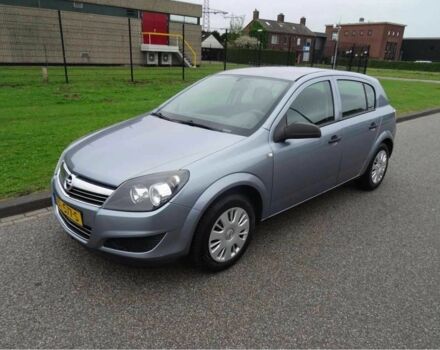 Серый Опель Астра, объемом двигателя 1.4 л и пробегом 262 тыс. км за 4900 $, фото 1 на Automoto.ua