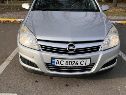 Серый Опель Астра, объемом двигателя 1.6 л и пробегом 243 тыс. км за 5512 $, фото 1 на Automoto.ua
