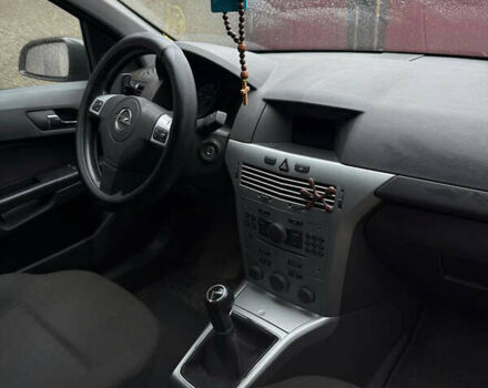 Сірий Опель Астра, об'ємом двигуна 1.6 л та пробігом 288 тис. км за 4700 $, фото 1 на Automoto.ua