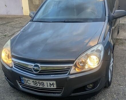 Сірий Опель Астра, об'ємом двигуна 1.69 л та пробігом 311 тис. км за 4800 $, фото 1 на Automoto.ua