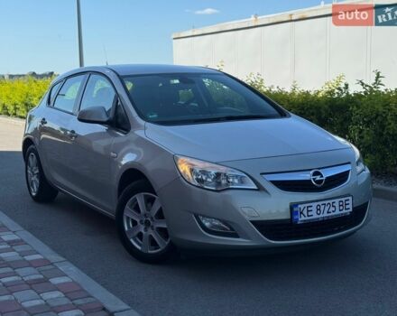 Сірий Опель Астра, об'ємом двигуна 1.4 л та пробігом 203 тис. км за 6900 $, фото 1 на Automoto.ua