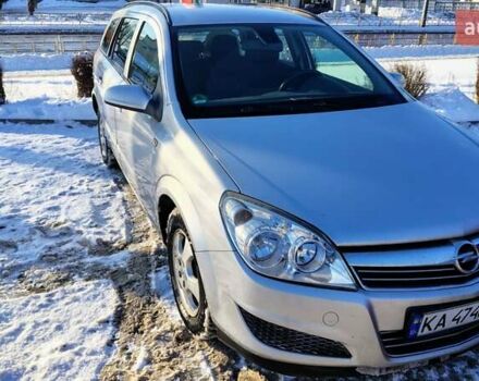 Серый Опель Астра, объемом двигателя 1.7 л и пробегом 280 тыс. км за 4700 $, фото 1 на Automoto.ua