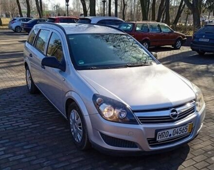 Серый Опель Астра, объемом двигателя 1.6 л и пробегом 195 тыс. км за 5950 $, фото 1 на Automoto.ua