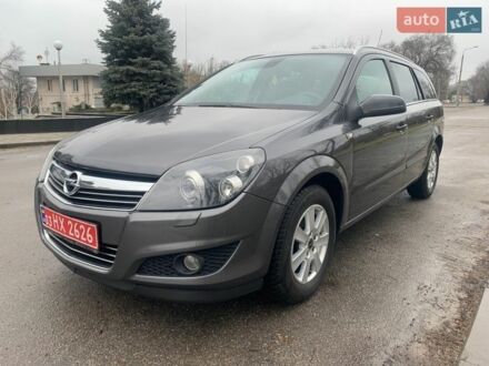 Серый Опель Астра, объемом двигателя 1.6 л и пробегом 224 тыс. км за 5700 $, фото 1 на Automoto.ua