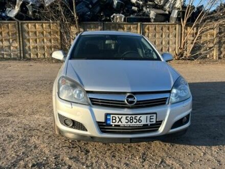 Серый Опель Астра, объемом двигателя 1.3 л и пробегом 223 тыс. км за 5100 $, фото 1 на Automoto.ua