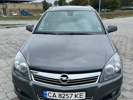 Серый Опель Астра, объемом двигателя 1.6 л и пробегом 259 тыс. км за 6600 $, фото 1 на Automoto.ua