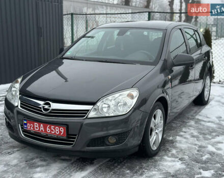 Серый Опель Астра, объемом двигателя 1.4 л и пробегом 120 тыс. км за 5700 $, фото 1 на Automoto.ua
