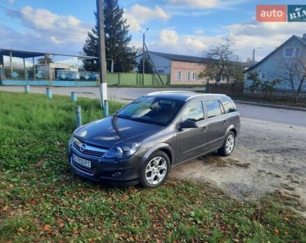 Серый Опель Астра, объемом двигателя 1.9 л и пробегом 291 тыс. км за 5400 $, фото 1 на Automoto.ua