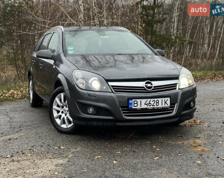 Серый Опель Астра, объемом двигателя 1.6 л и пробегом 232 тыс. км за 5650 $, фото 1 на Automoto.ua