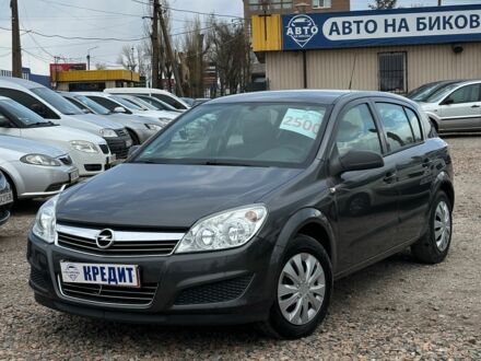 Опель Астра 2009 в Кривом Роге на Automoto.ua Серый Опель Астра, объемом двигателя 1.4 л и пробегом 185 тыс. км за 6100 $, фото 1 на Automoto.ua