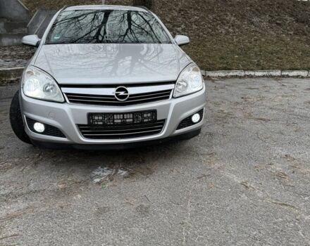 Сірий Опель Астра, об'ємом двигуна 1.7 л та пробігом 263 тис. км за 6100 $, фото 1 на Automoto.ua