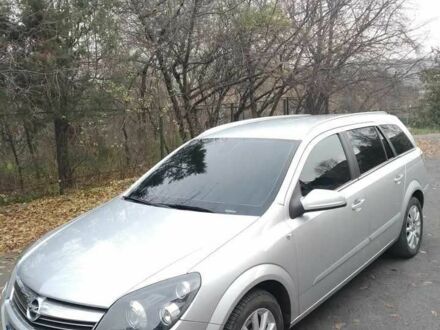 Серый Опель Астра, объемом двигателя 1.6 л и пробегом 250 тыс. км за 6200 $, фото 1 на Automoto.ua