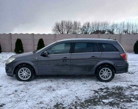 Серый Опель Астра, объемом двигателя 1.7 л и пробегом 279 тыс. км за 5250 $, фото 1 на Automoto.ua