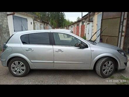 Опель Астра 2009 в Житомире на Automoto.ua Серый Опель Астра, объемом двигателя 1.8 л и пробегом 45 тыс. км за 3477 $, фото 1 на Automoto.ua