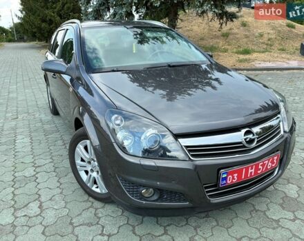 Сірий Опель Астра, об'ємом двигуна 1.6 л та пробігом 211 тис. км за 5500 $, фото 1 на Automoto.ua
