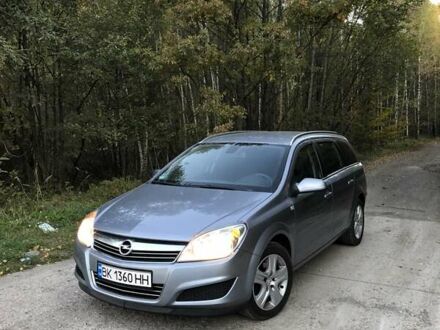 Опель Астра 2009 в Вараш (Кузнецовск) на Automoto.ua Серый Опель Астра, объемом двигателя 1.6 л и пробегом 244 тыс. км за 6400 $, фото 1 на Automoto.ua