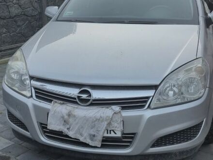 Серый Опель Астра, объемом двигателя 1 л и пробегом 303 тыс. км за 5500 $, фото 1 на Automoto.ua