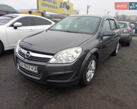 Серый Опель Астра, объемом двигателя 1.6 л и пробегом 263 тыс. км за 6600 $, фото 1 на Automoto.ua