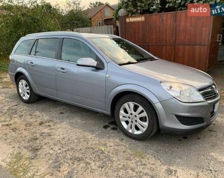 Серый Опель Астра, объемом двигателя 1.6 л и пробегом 196 тыс. км за 6800 $, фото 1 на Automoto.ua