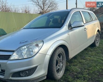 Серый Опель Астра, объемом двигателя 1.69 л и пробегом 240 тыс. км за 4850 $, фото 1 на Automoto.ua