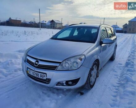 Серый Опель Астра, объемом двигателя 1.7 л и пробегом 500 тыс. км за 3650 $, фото 1 на Automoto.ua