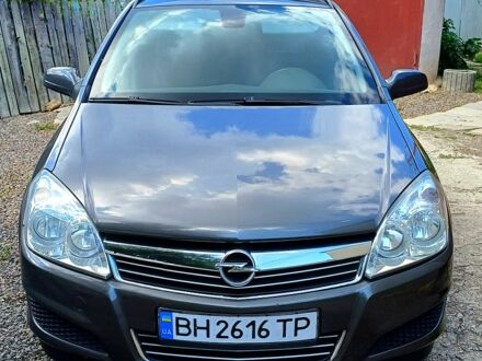 Опель Астра 2009 в Одессе на Automoto.ua Серый Опель Астра, объемом двигателя 1.6 л и пробегом 312 тыс. км за 6000 $, фото 1 на Automoto.ua