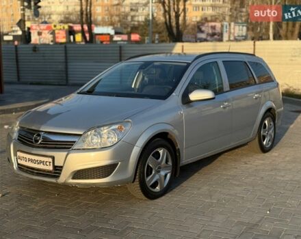 Серый Опель Астра, объемом двигателя 1.7 л и пробегом 249 тыс. км за 4900 $, фото 1 на Automoto.ua