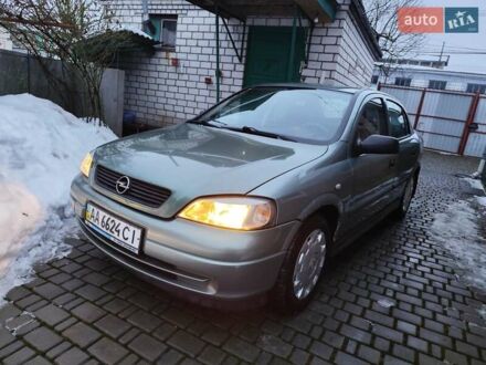 Серый Опель Астра, объемом двигателя 1.4 л и пробегом 268 тыс. км за 2655 $, фото 1 на Automoto.ua