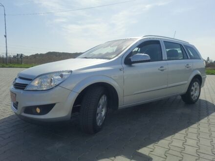 Опель Астра 2009 у Луцьку на Automoto.ua Сірий Опель Астра, об'ємом двигуна 0 л та пробігом 183 тис. км за 5700 $, фото 1 на Automoto.ua