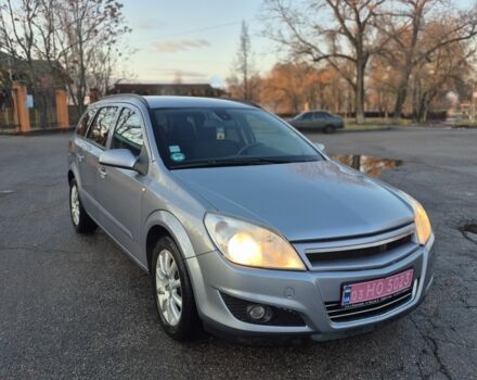 Серый Опель Астра, объемом двигателя 0 л и пробегом 185 тыс. км за 5700 $, фото 1 на Automoto.ua