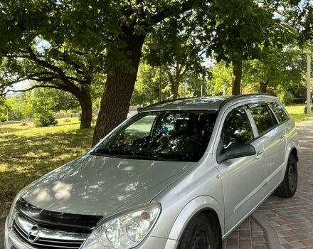 Сірий Опель Астра, об'ємом двигуна 1.69 л та пробігом 285 тис. км за 5250 $, фото 1 на Automoto.ua